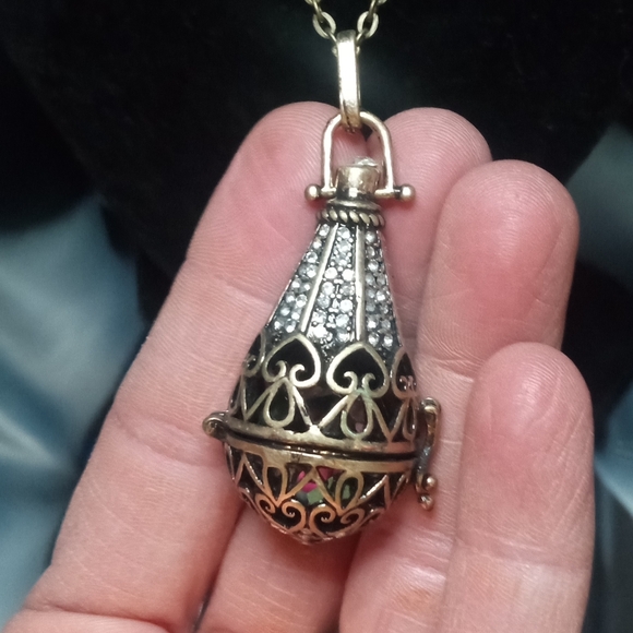 Handmade necklace by GawdyVisons® (me) - Picture 3 of 8